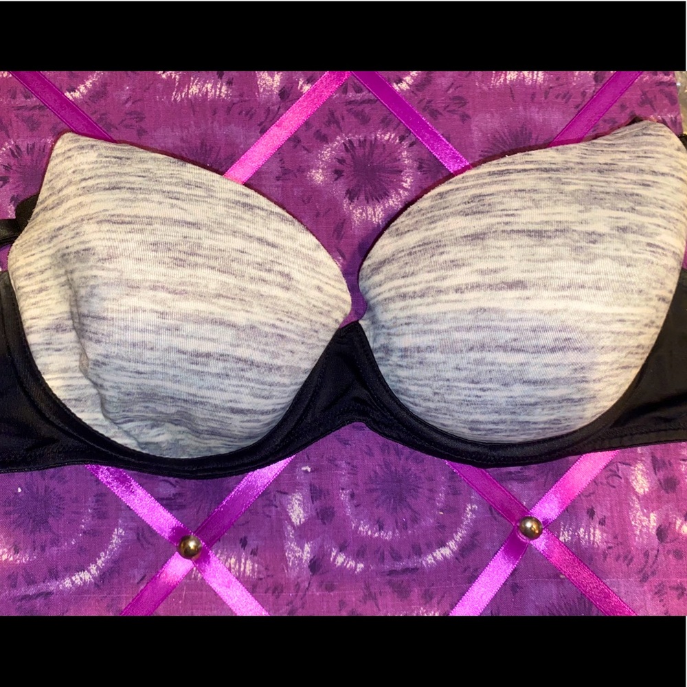 Victoria’s Secret bra 🌙3/$15 bras🌙
